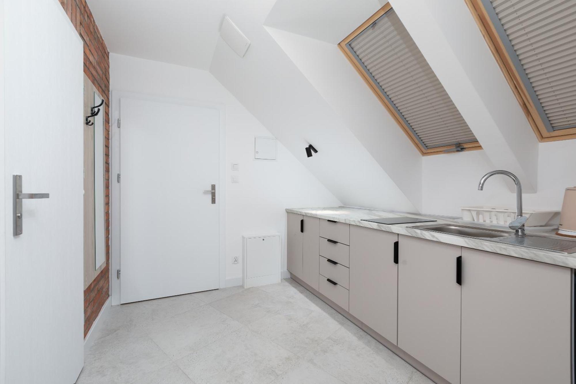 Apartamenty Przy Plazy Z Basenem Z Podgrzewana Woda I Mini Spa - Osrodek Kolonijno-Wczasowy Mewa Niechorze Exteriör bild