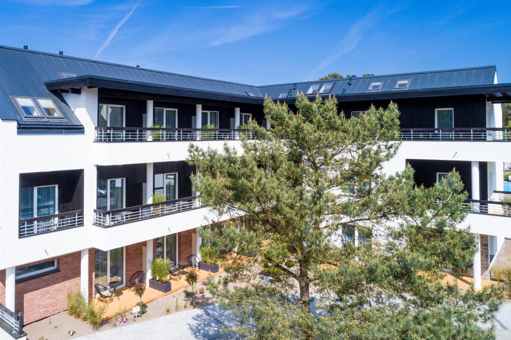 Apartamenty Przy Plazy Z Basenem Z Podgrzewana Woda I Mini Spa - Osrodek Kolonijno-Wczasowy Mewa Niechorze Exteriör bild