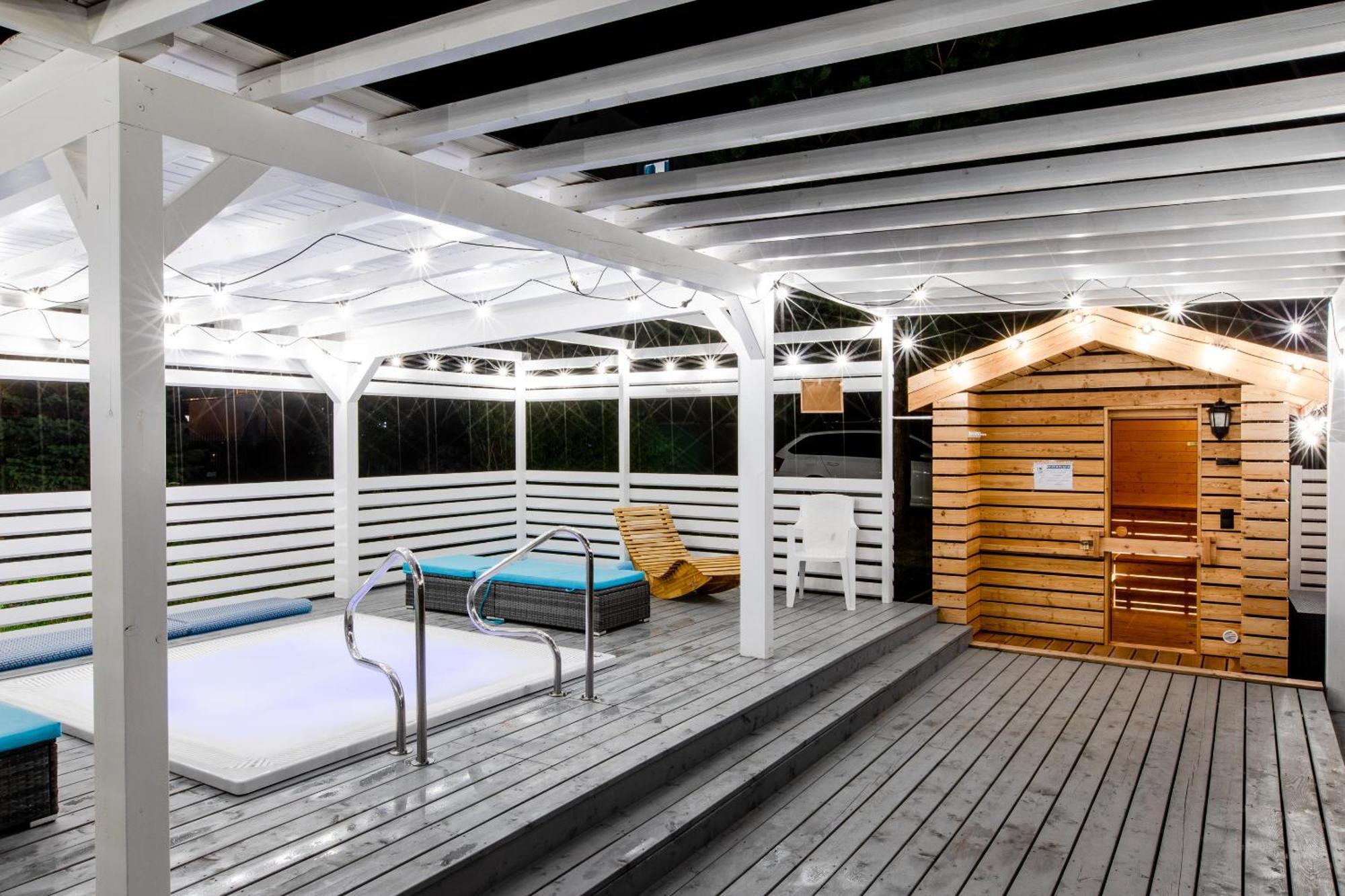 Apartamenty Przy Plazy Z Basenem Z Podgrzewana Woda I Mini Spa - Osrodek Kolonijno-Wczasowy Mewa Niechorze Exteriör bild