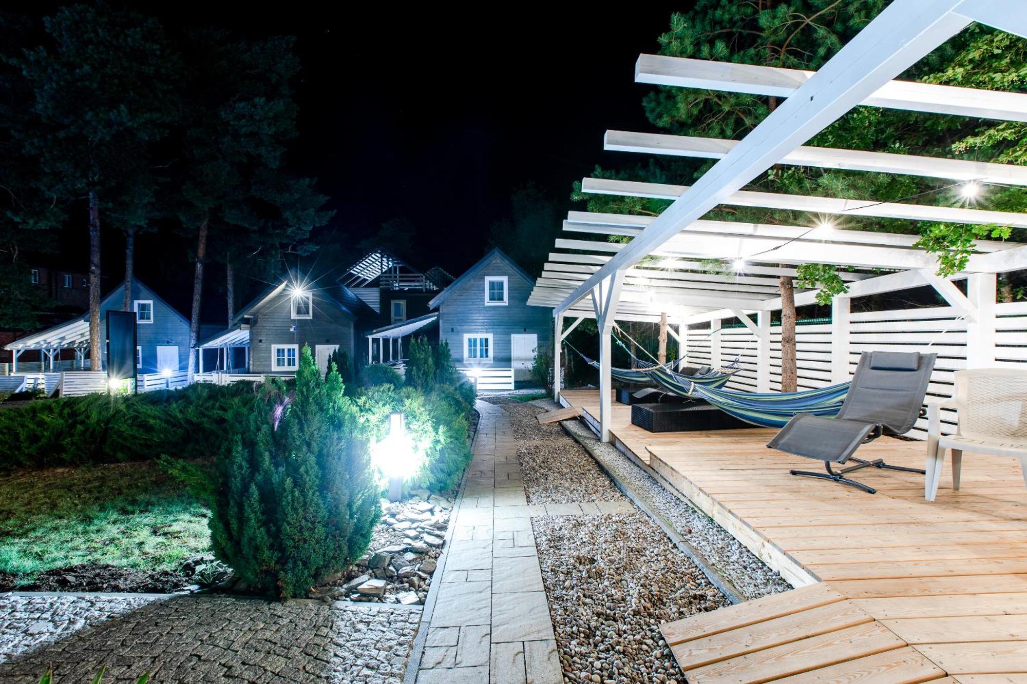 Apartamenty Przy Plazy Z Basenem Z Podgrzewana Woda I Mini Spa - Osrodek Kolonijno-Wczasowy Mewa Niechorze Exteriör bild